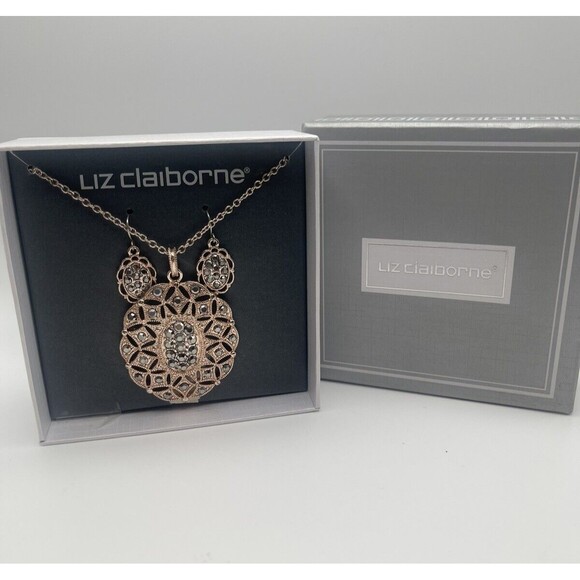 Lia Claiborne Boxed Necklace & Earring Set New - Picture 1 of 7